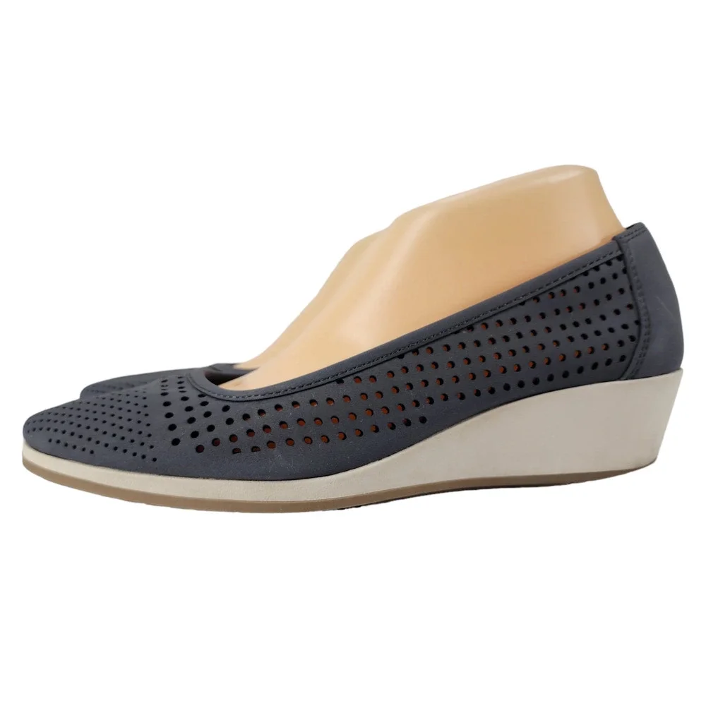 Naturalizer Becky Wedge Heels 9.5 Women Gray White N5 Comfort Shoe Perforated‎